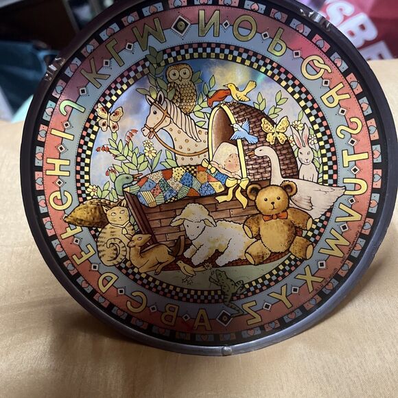 Vintage Glassmasters Stained Glass Art Suncatcher Rock-A-Bye Nursery ABC's - Picture 3 of 7